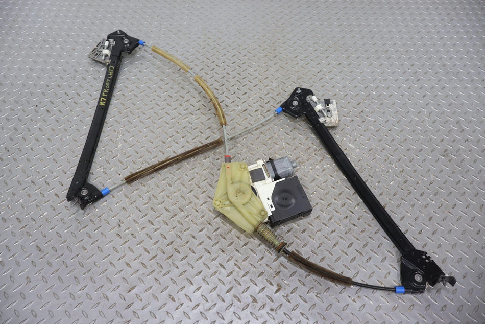 2007 Porsche 911- FRONT DOOR REGULATOR