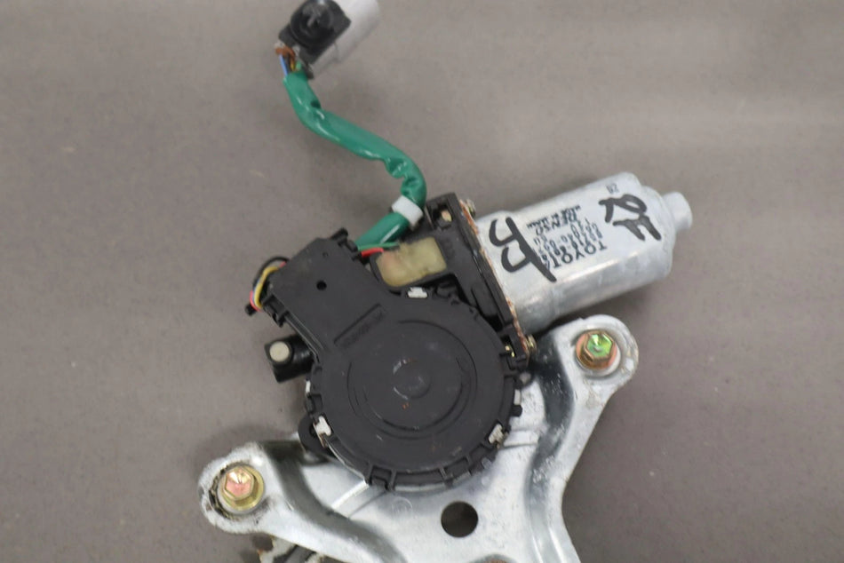 1999 Lexus LX470- Right Front Door Regulator