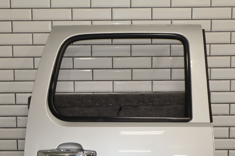 2011 Chevrolet Suburban 1500- Right Rear Door