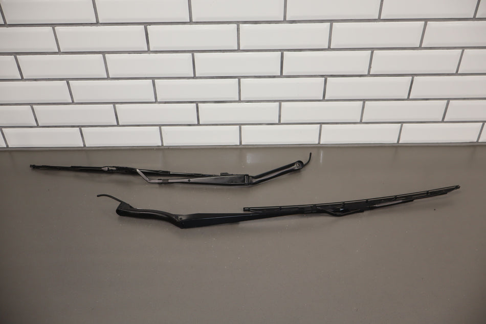 1997-2004 Chevrolet Corvette C5 Wiper Arm LH &amp; RH Pair
