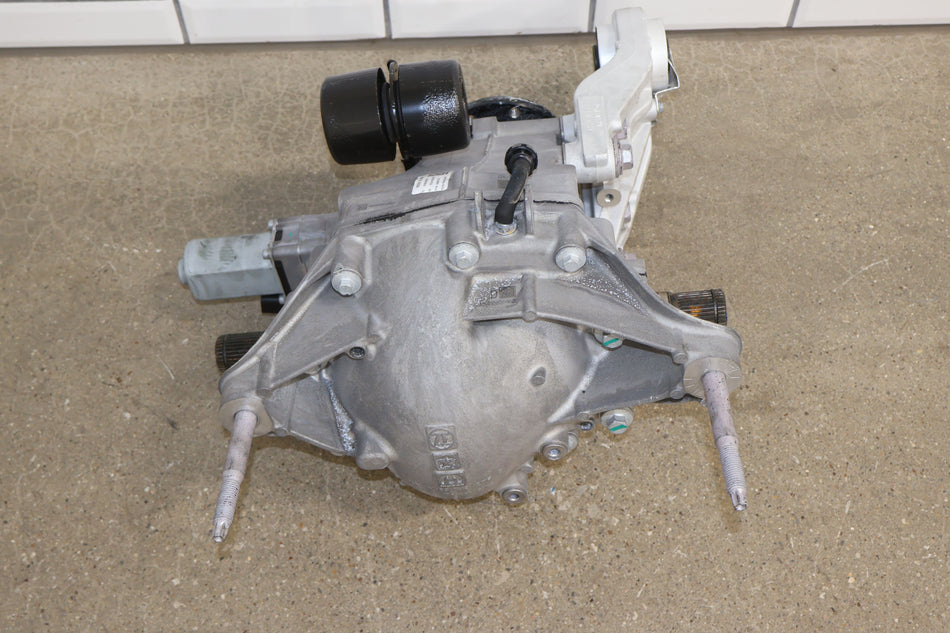 2023 Jeep Grand Wagoneer- Differential Carrier Assembly