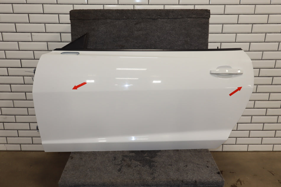 2010-2015 Chevrolet Camaro 2SS Left Front Door White GAZ