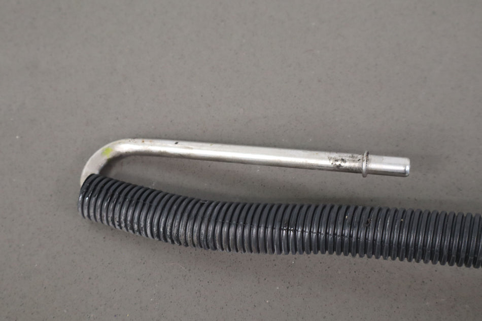 2005-2013 Chevrolet Corvette C6- Fuel Line From Pump 19431777