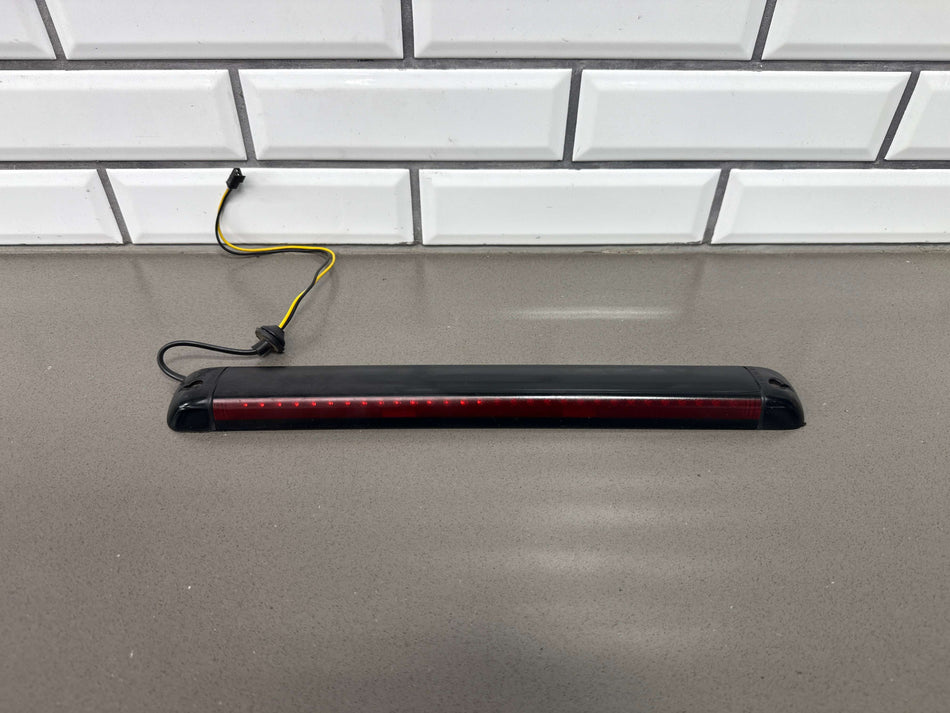2003-2009 Hummer H2 3rd Brake Light 15145321