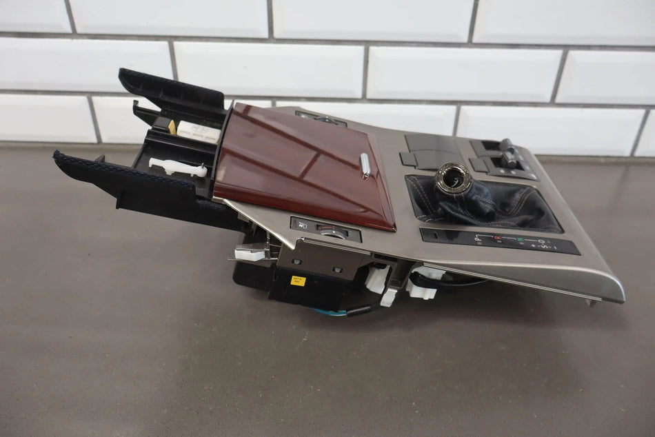 2011 Lexus GX460- Front Console