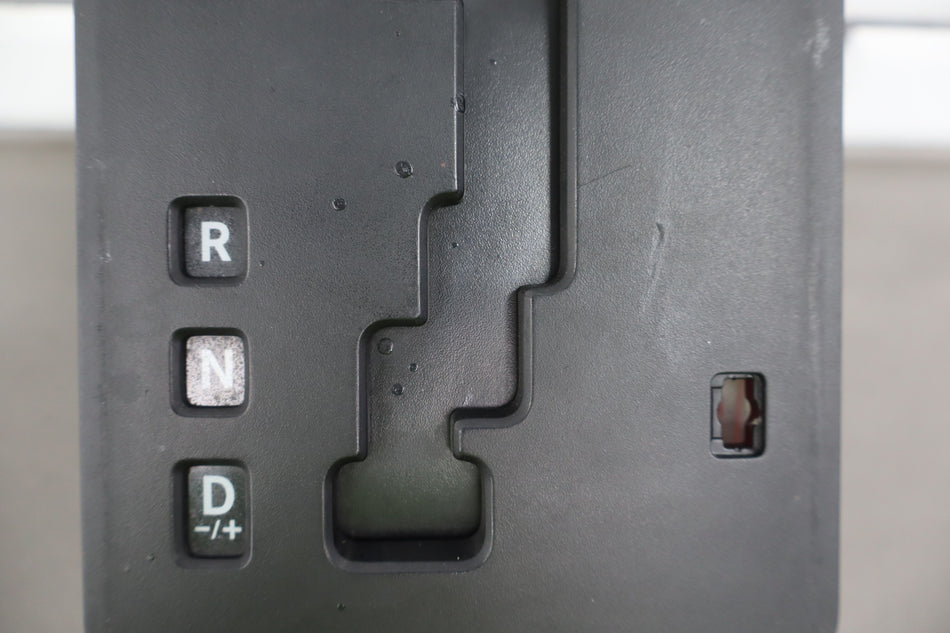 2008 Dodge Challenger- Floor Shifter