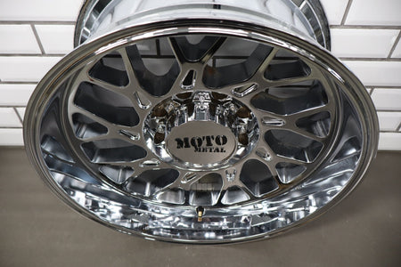 (3) Moto Metal M0805 20x10 8x6.5 Chrome Wheel/Rim Set Aftermarket GMT800