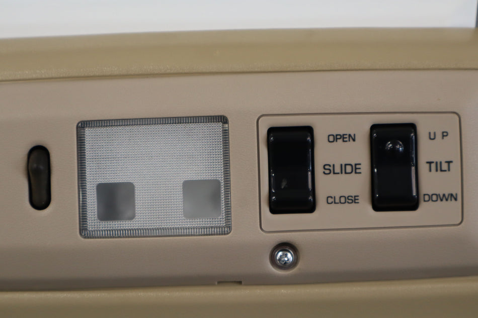 1996 Lexus LX450- Front Console