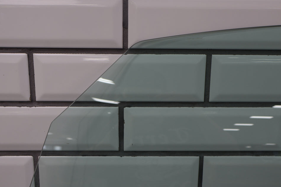 2007 Mazda MX-5 Miata- FRONT DOOR GLASS/WINDOW