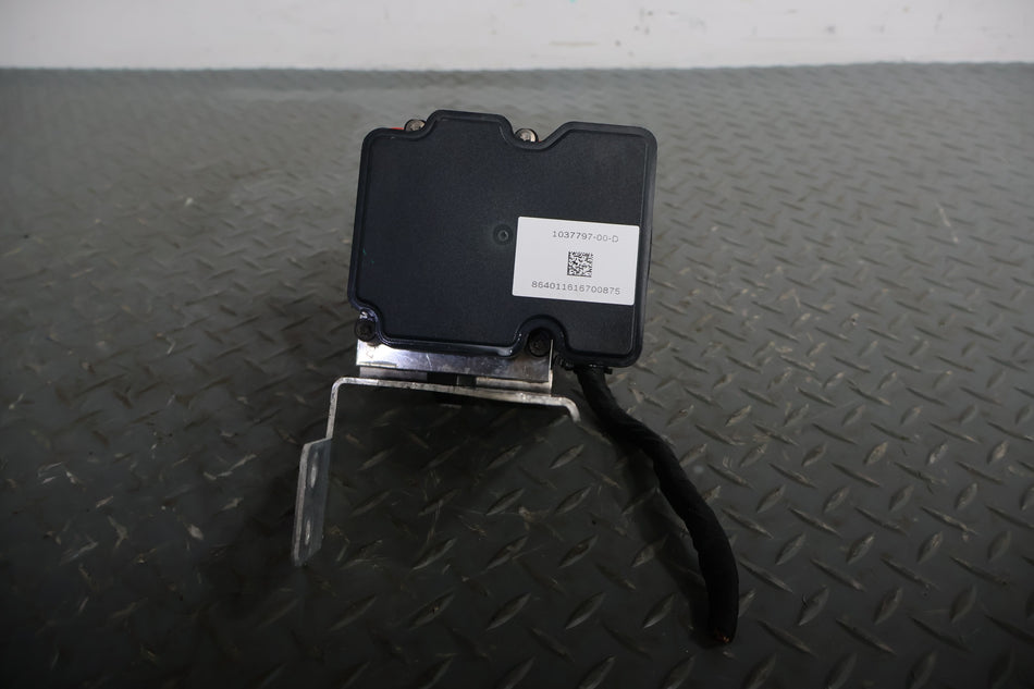 2016 Tesla X- Anti-Lock Brake Parts