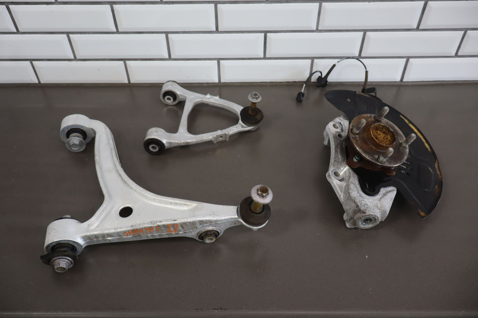 2017 Fiat 124 Spider- Right Front Suspension Knee