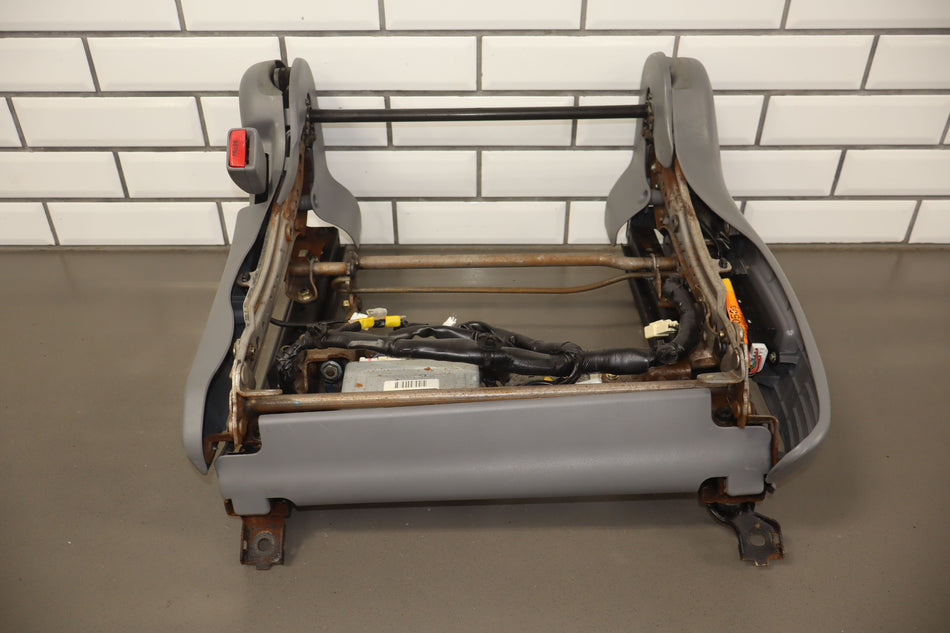 2001 Lexus LX470- Front Seat Track