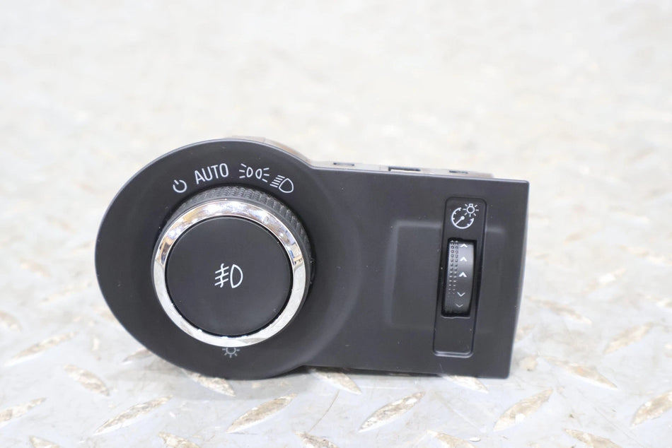 2012 Chevrolet Camaro- Headlight Switch