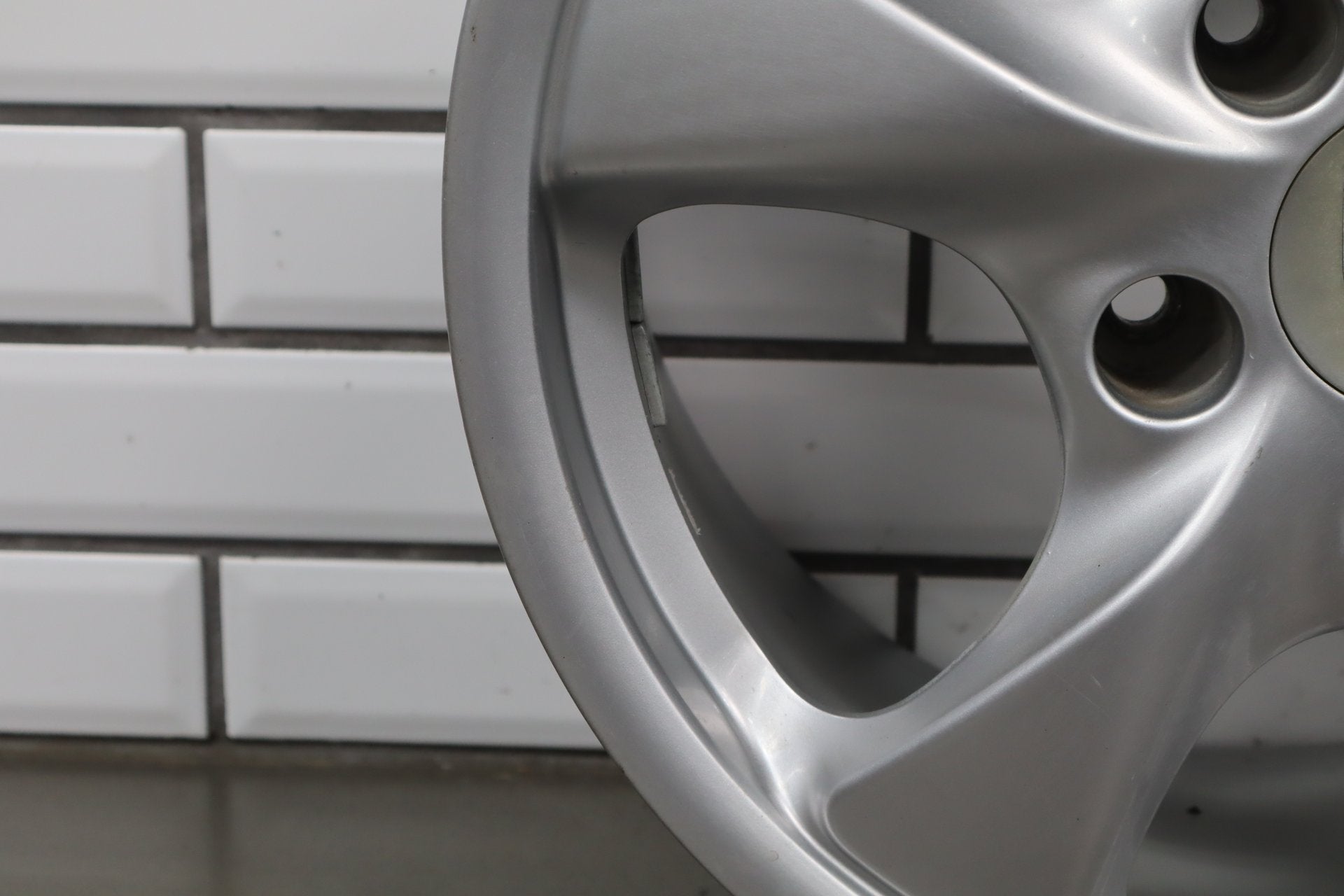 380 97-04 Porsche Boxster 986 17x8.5 Rear Alloy Wheel 5-Spoke OEM