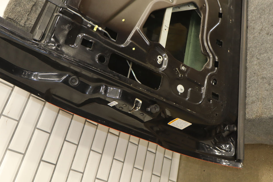 2004 Ford F-250 Super Duty- Left Front Door