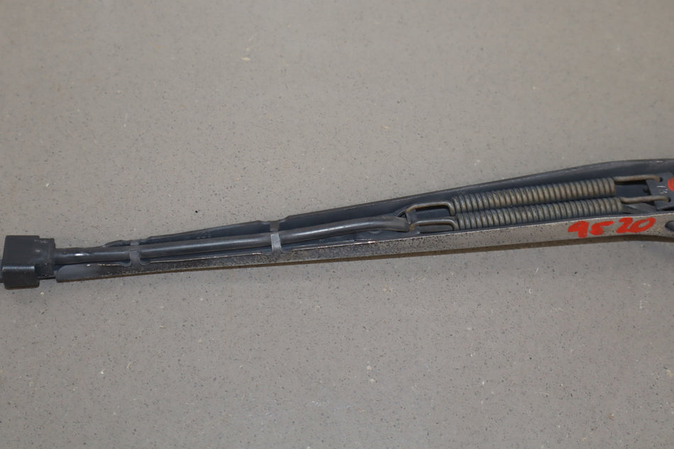 1993 Cadillac Fleetwood- Wiper Arm Pair