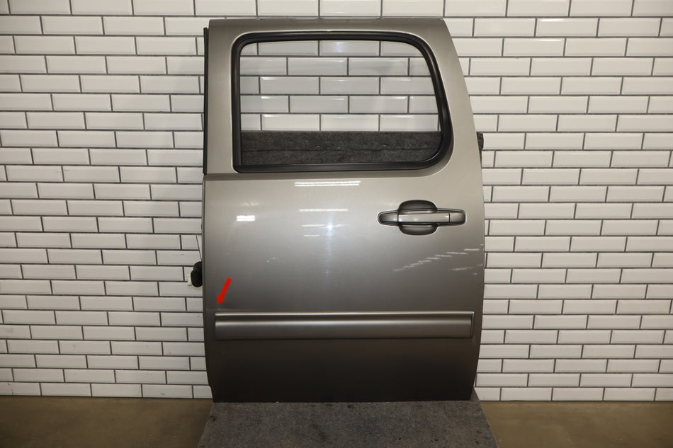 2007-2014 GMC Yukon Left Rear Door Steel Gray Metallic ( 16U ) 22892597