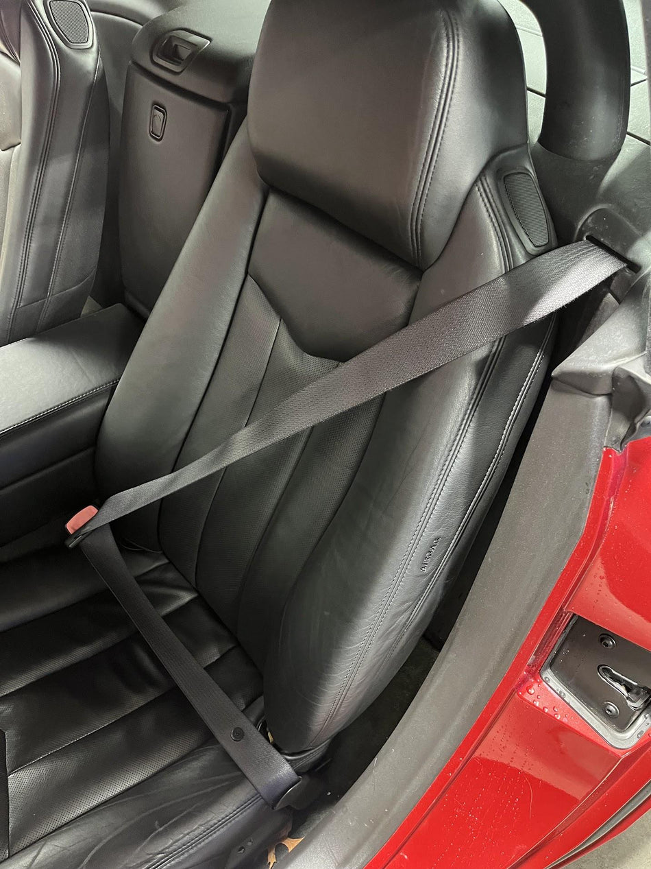 2004 Cadillac XLR- Front Seat Belt