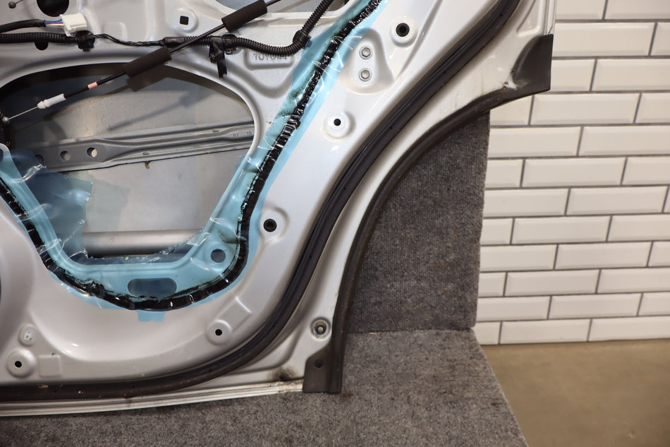 2012 Lexus GX460- Right Rear Door