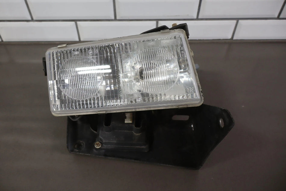 2003 Chevrolet Corvette- Right Headlamp
