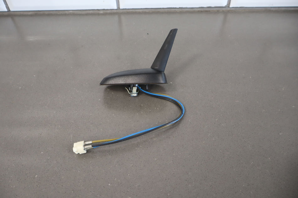 2007 Hummer H2- Antenna