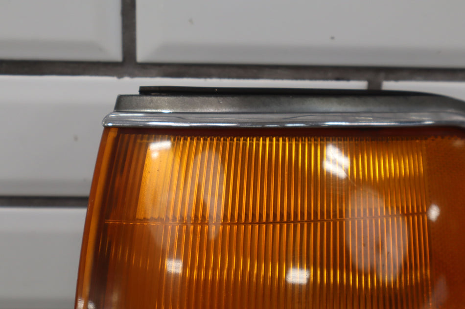 1991-1997 Toyota Land Cruiser Left Front Lamp 8161060110 OEM