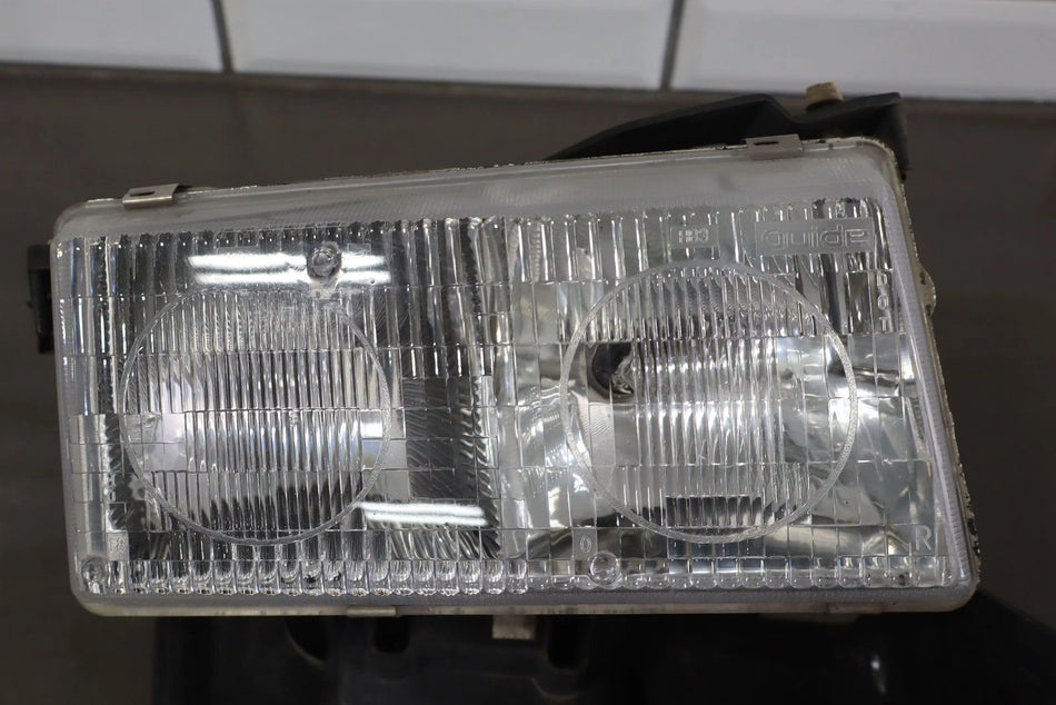 2003 Chevrolet Corvette- Right Headlamp