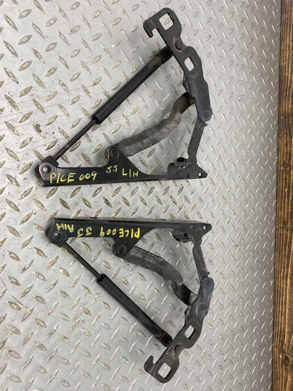 99-04 Chevy Corvette C5 FRC Pair Deck Lid Trunk Hinges (Left & Right) Coupe