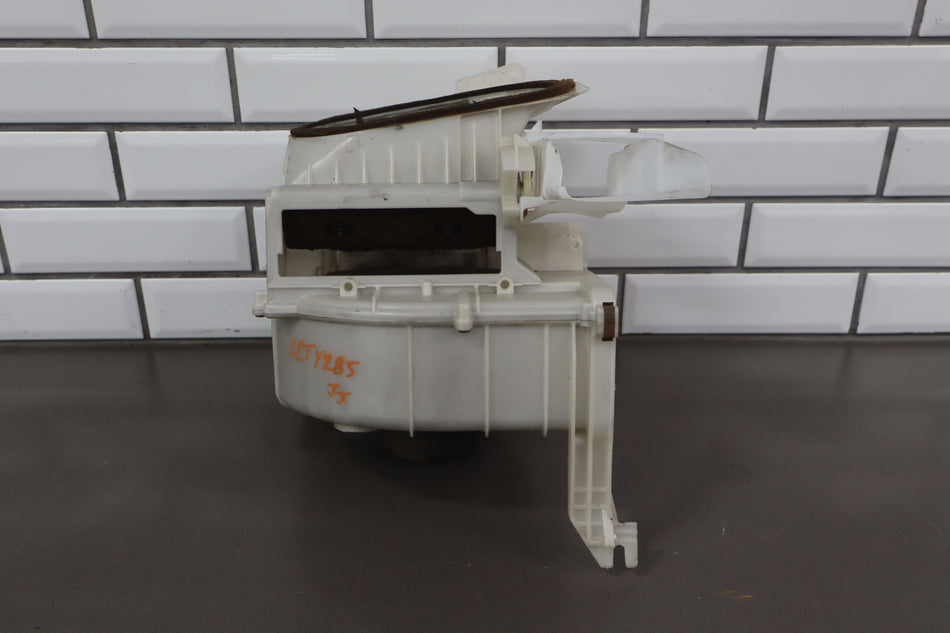 2002 Toyota 4Runner- Blower Motor