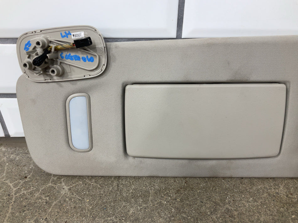 2012 GMC Yukon XL 1500- Sun Visor