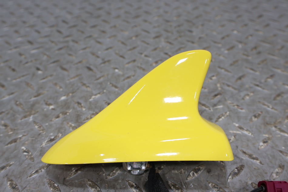 2014 Chevrolet Camaro- Antenna
