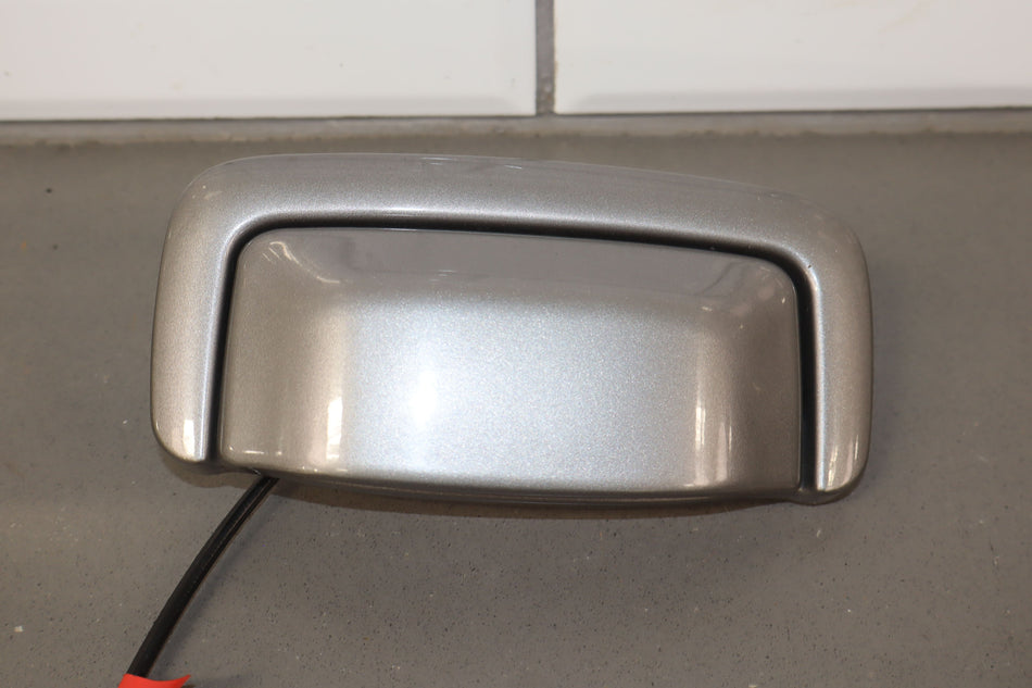 2005 GMC Yukon- Tailgate Handle Garnish