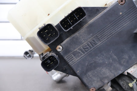 47070-60010 ABS Brake Pump Brake Booster Land Cruiser Lx470 Anti-Lock 2000-2003