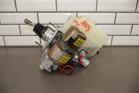 47070-60010 ABS Brake Pump Brake Booster Land Cruiser Lx470 Anti-Lock 2000-2003