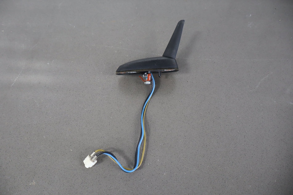 2007 Hummer H2- Antenna