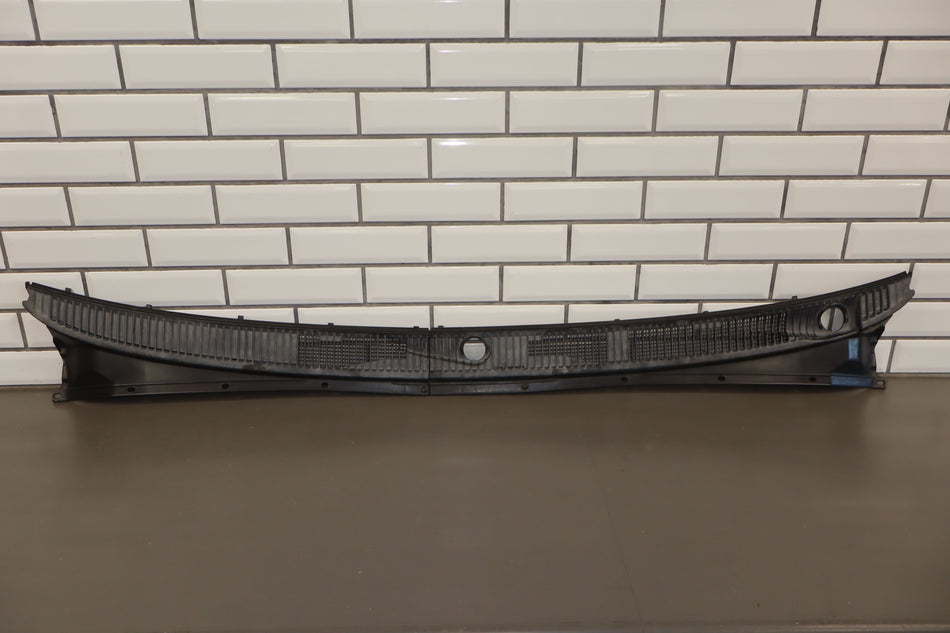 2003 Lexus LX470- Cowl Vent Panel