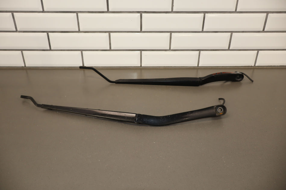 2005-2013 Chevrolet Corvette C6- Wiper Arm Pair