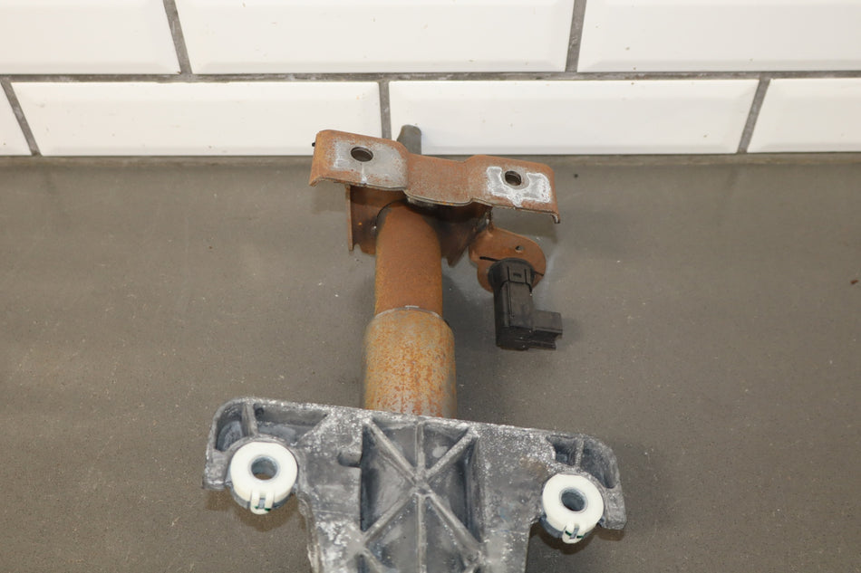 2015 Ram 1500- Steering Column