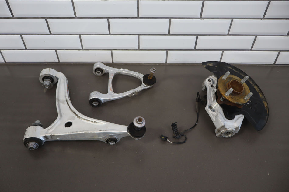 2017 Fiat 124 Spider- Right Front Suspension Knee