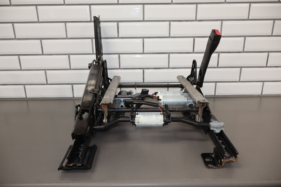 2006 Hummer H2- Front Seat Track