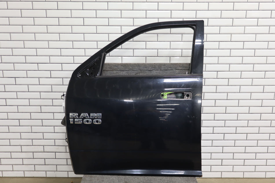 09-18 Ram 1500/2500/3500 Quad/Crew Cab Left Front Door Black PX8