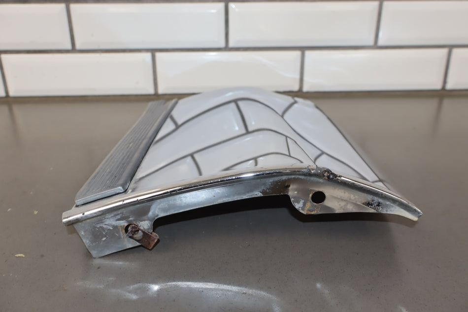 1993 Cadillac Fleetwood- Right Fender Molding