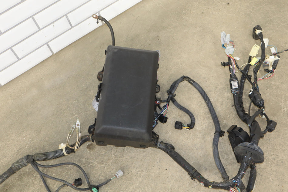 2013 Toyota Tundra XK50- Engine Fuse Box