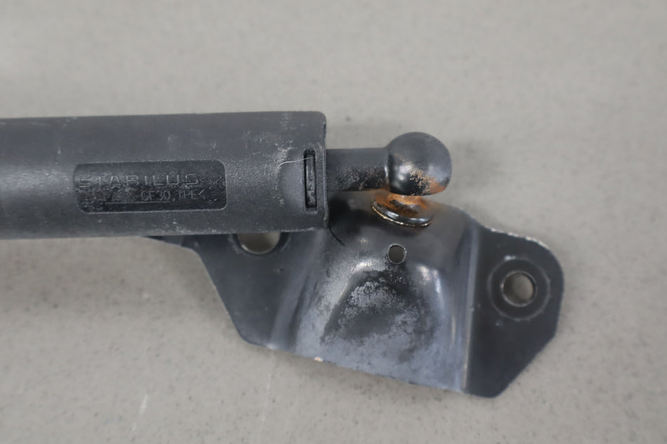 2013 Lexus GX460- Hatch Strut