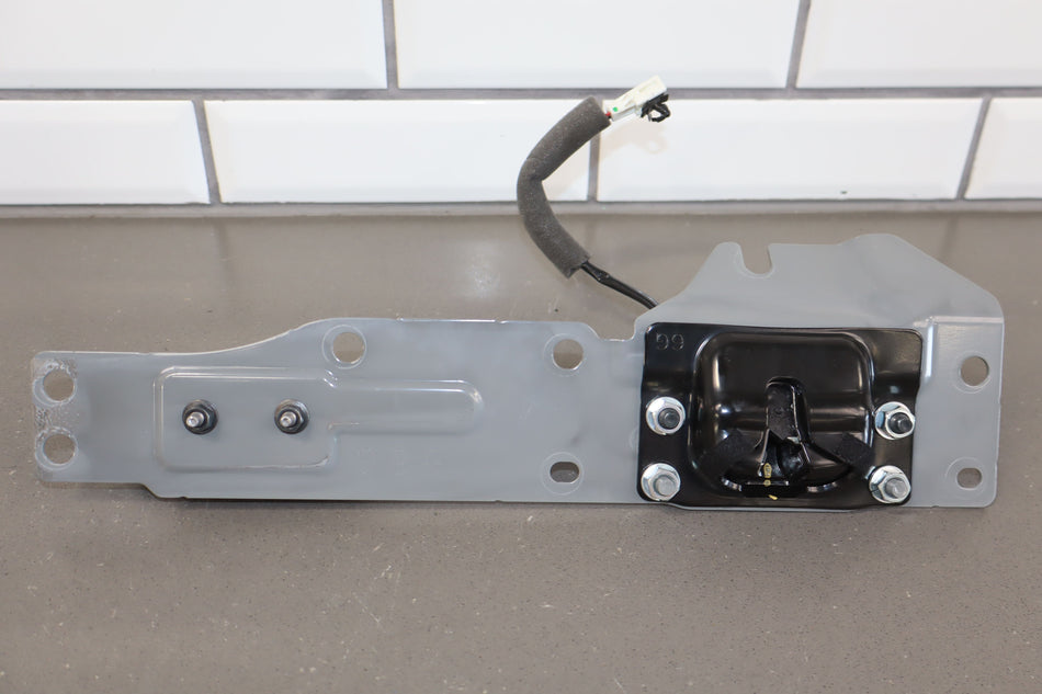 2023-2024 Nissan Z 400z RZ34 OEM Decklid / Hatch Latch (Tested)