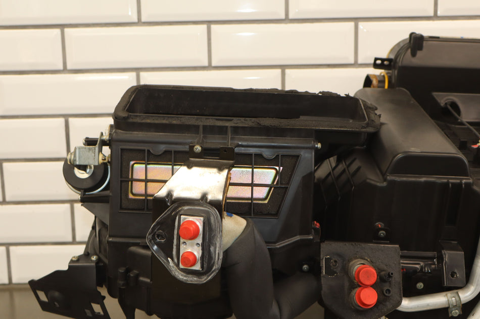 2006 Pontiac GTO- Heater Housing