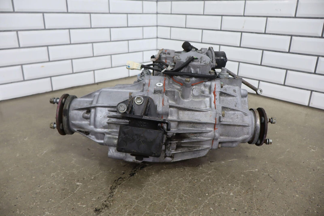 95-98 Toyota Land Cruiser 96-98 LX450 Manual Transfer Case 3613060790