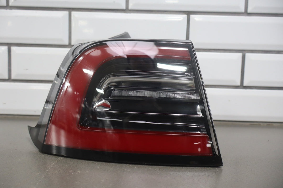 https://i.ebayimg.com/00/s/MTA2N1gxNjAw/z/C2oAAeSwWpxpvXEB/$_57.JPG?set_id=8800005007