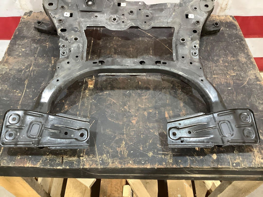 14-19 Mercedes CLA45 AWD 117 Type Bare Front Undercarriage (No Arms)