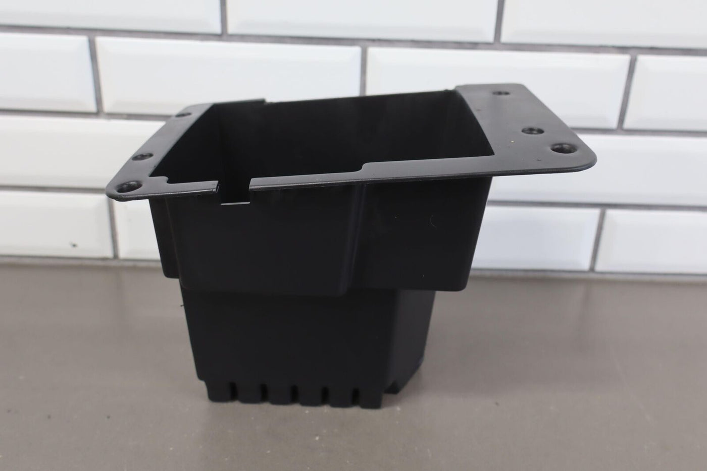 03-07 Hummer H2 Center Floor Console Cubby Insert (Black) OEM